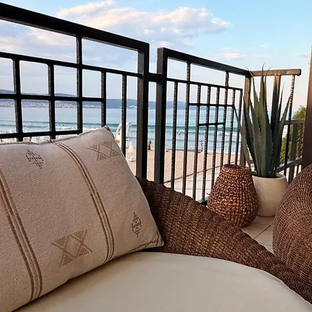 Apartman Oasis Vip Club - Boutique Studio