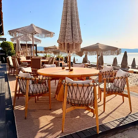 Apartman Oasis Vip Club - Boutique Studio
