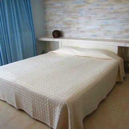Oasis Vip Club - Boutique Studio Apartman